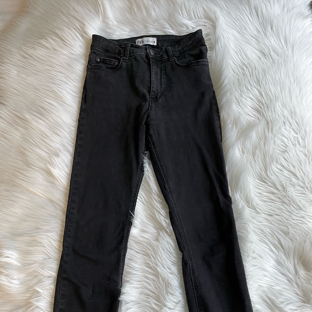 Black Zara jeans, size 4